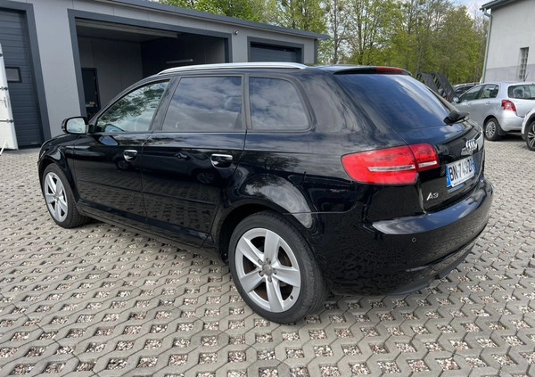 Audi A3 cena 29700 przebieg: 237000, rok produkcji 2011 z Ostrołęka małe 172
